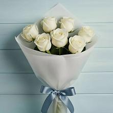 Букет 7 Белых роз Эдлесс Лав в Поселок кирпичного завода