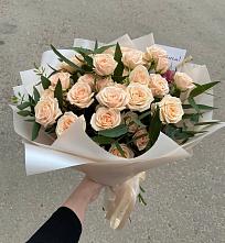 Букет Кремовые розы Латте в Поселок кирпичного завода