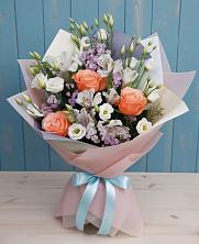 Букет цветов из:  Лизиантусы, Розы, Альстромерии и Гипсофила в Поселок кирпичного завода