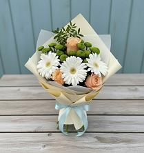 Букет цветов из:  Герберы, Розы и Хризантемы в Поселок кирпичного завода