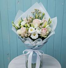 Букет цветов из:  Розы и Лизиантусы в Поселок кирпичного завода