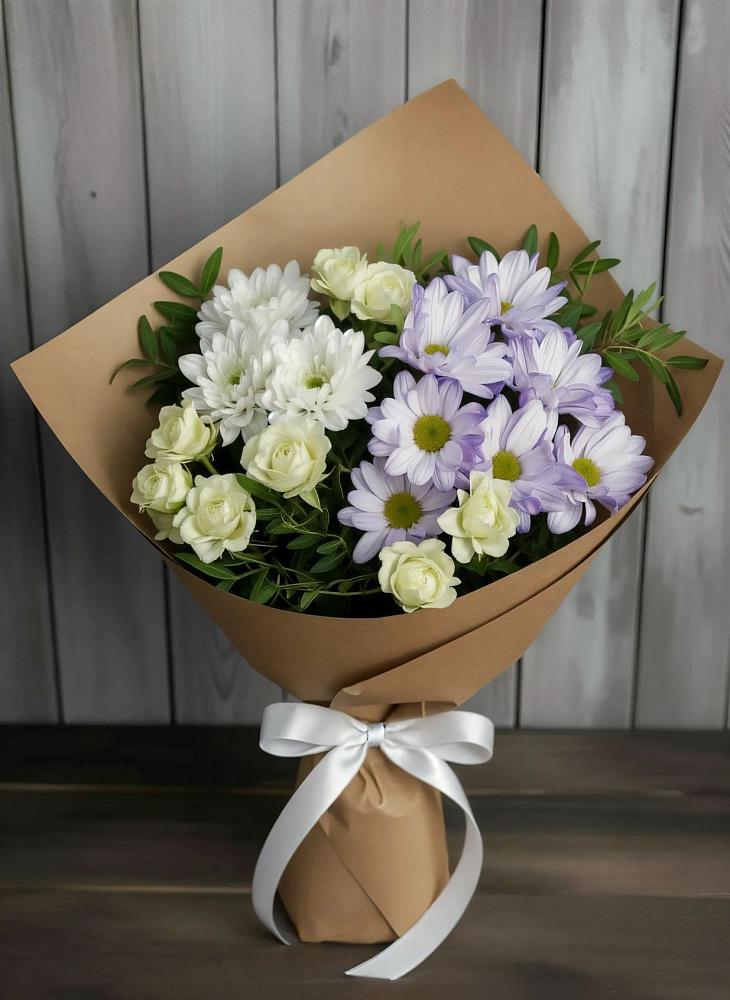 Букет цветов из: Хризантемы и Розы в Поселок кирпичного завода