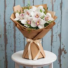 Букет цветов из:  Орхидеи и Розы в Поселок кирпичного завода